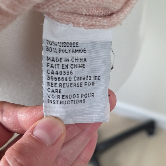 Ness pink women’s sweater graphic girl motif – size L – cozy knit - Picture 5 of 8